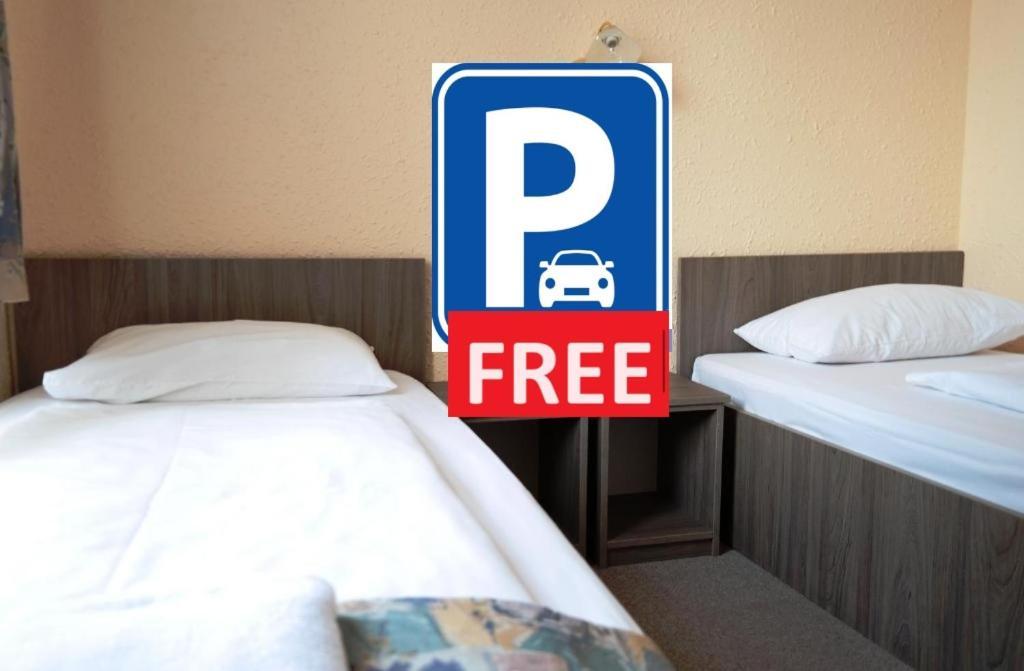 Hotel Berlin Budapest Eksteriør bilde